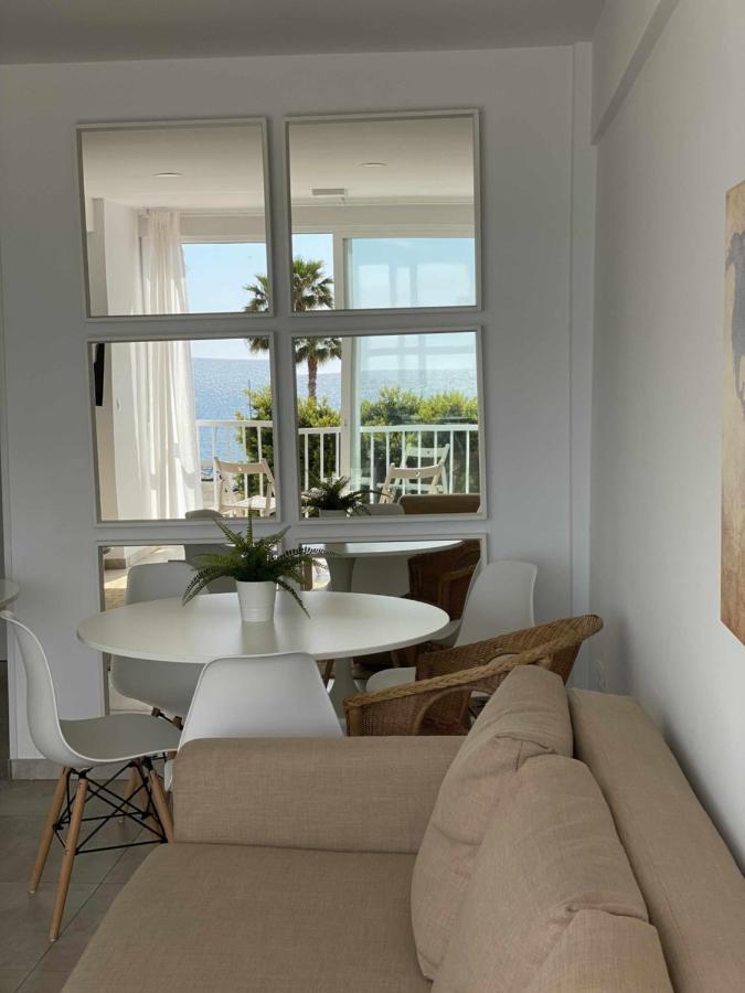 Apartamento 2 Habitaciones Frontal Al Mar 3 Torre Del Mar Buitenkant foto