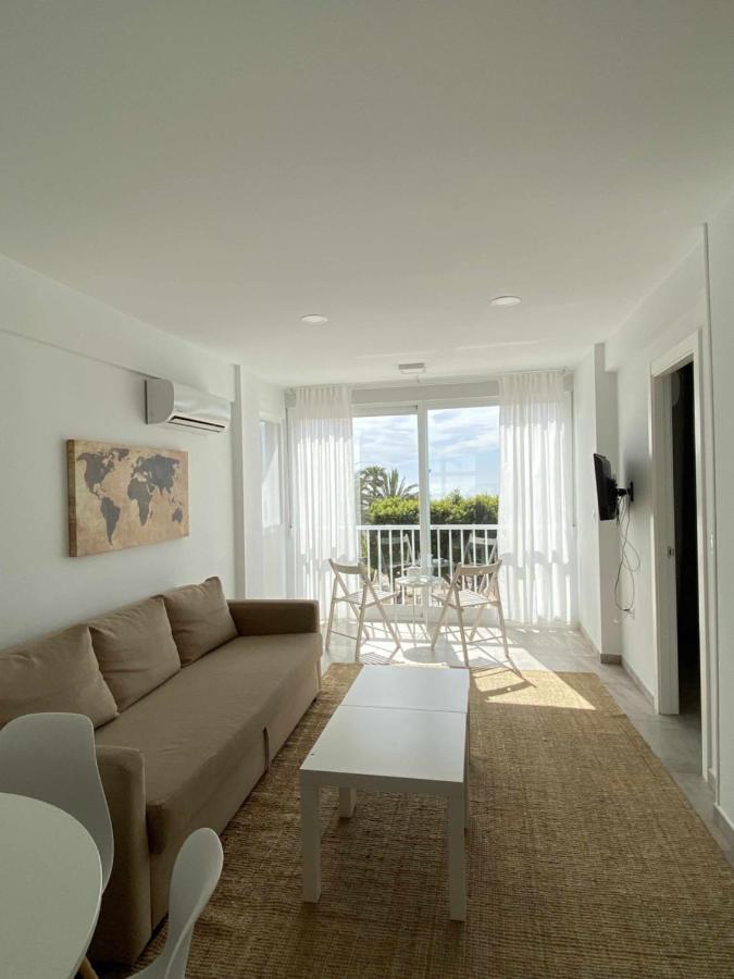 Apartamento 2 Habitaciones Frontal Al Mar 3 Torre Del Mar Buitenkant foto